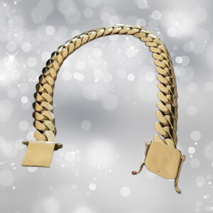 18Kt Gold Thick Bracelet